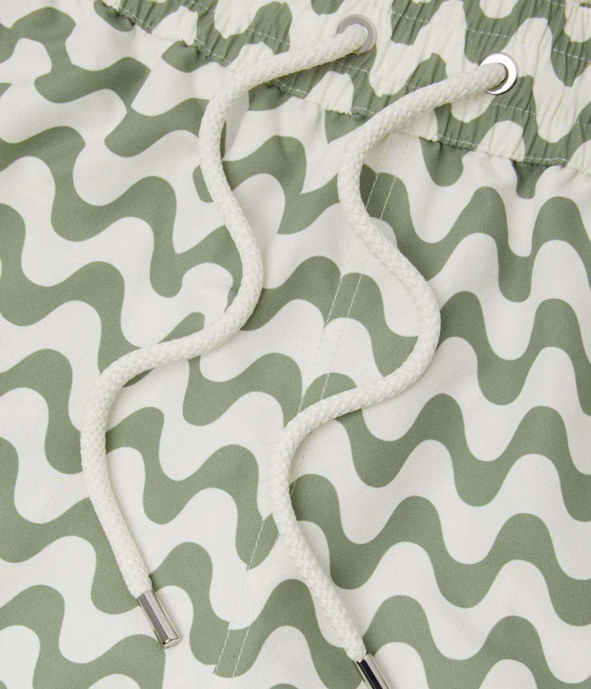 Frescobol Carioca Rio Swim Shorts Copacabana Print in Palm Green – Close Up View on Print Printed Swim Shorts