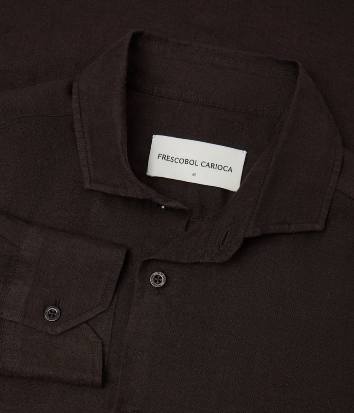 Frescobol Carioca Antonio Linen Long Sleeve Shirt in Cacao – Close Up View on Collar Linen Button Shirt