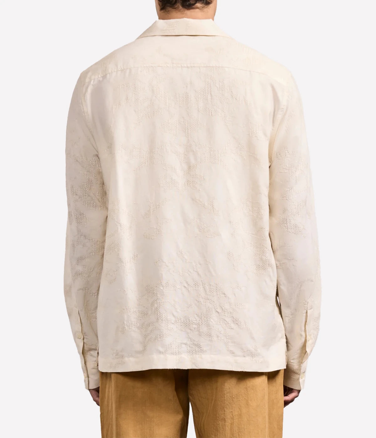 Men’s long-sleeve camp collar shirt in off-white jacquard cotton-viscose blend with relaxed fit and rattan-inspired texture.