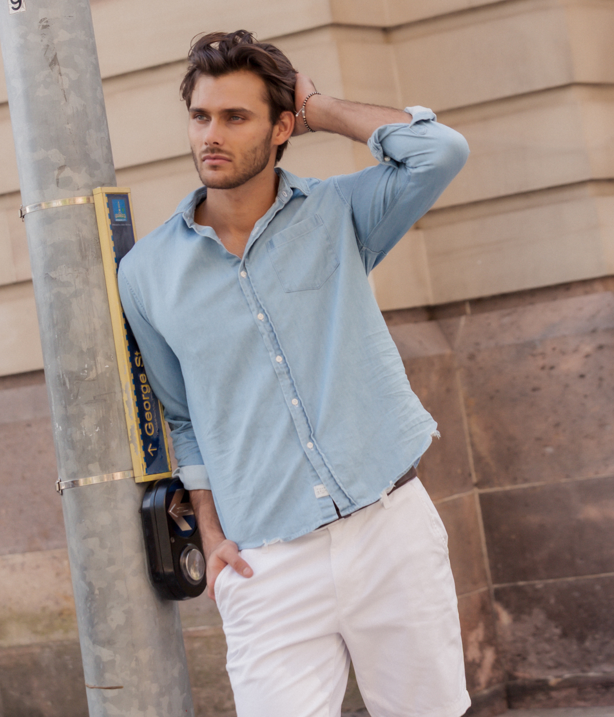 Luke Woven Shirt in Classic Wash Denim