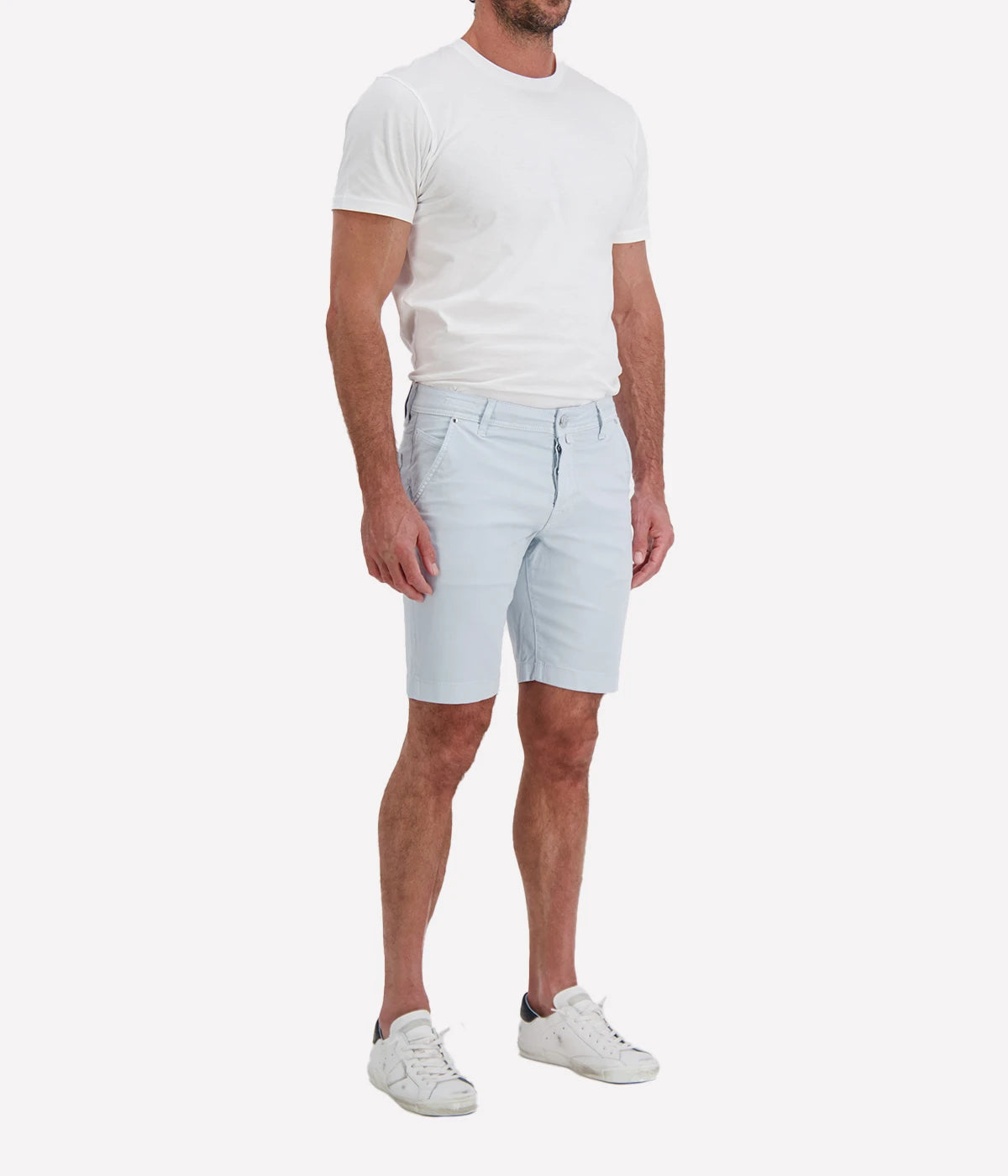 Jacob Cohën Lou Bermuda 5 PKT Slim Fit in Azure Suede Patch – Angled View Slim Fit Bermuda Shorts