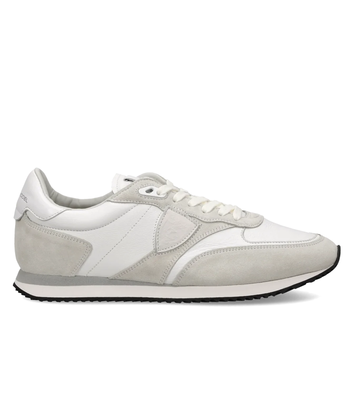 Side view of Philippe Model Blville Low Man in Veau Daim Blanc showing the white leather upper, light grey suede details and tone-on-tone side insert