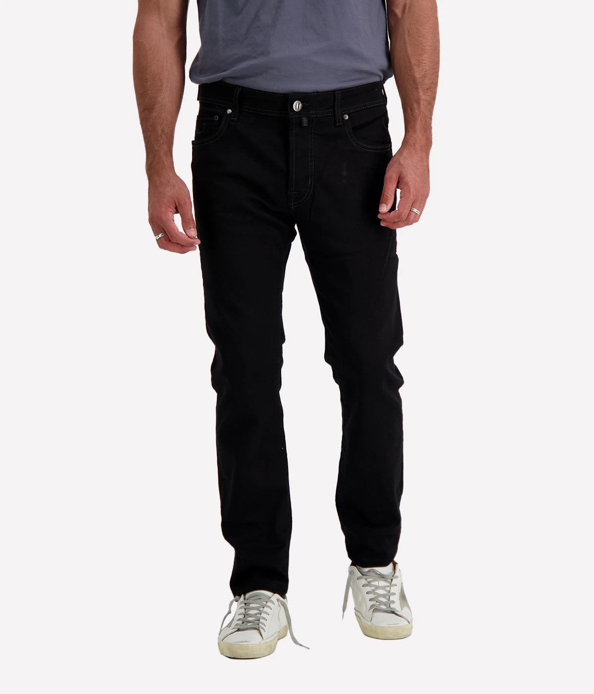 Jacob Cohen Bard 5-pocket jeans in navy blue wash, featuring a mid-rise, slim fit, and crafted from premium stretch denim. Finished with branded hardware and an iconic suede patch, blending luxury and versatility.