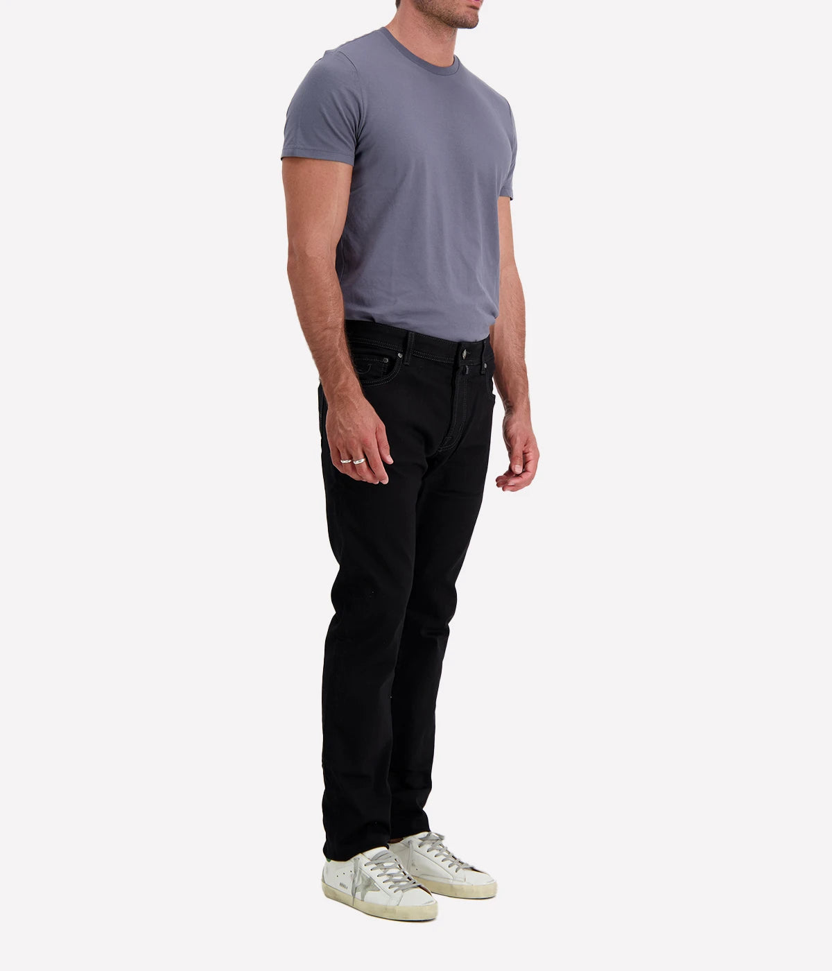Jacob Cohen Bard 5-pocket jeans in navy blue wash, featuring a mid-rise, slim fit, and crafted from premium stretch denim. Finished with branded hardware and an iconic suede patch, blending luxury and versatility.
