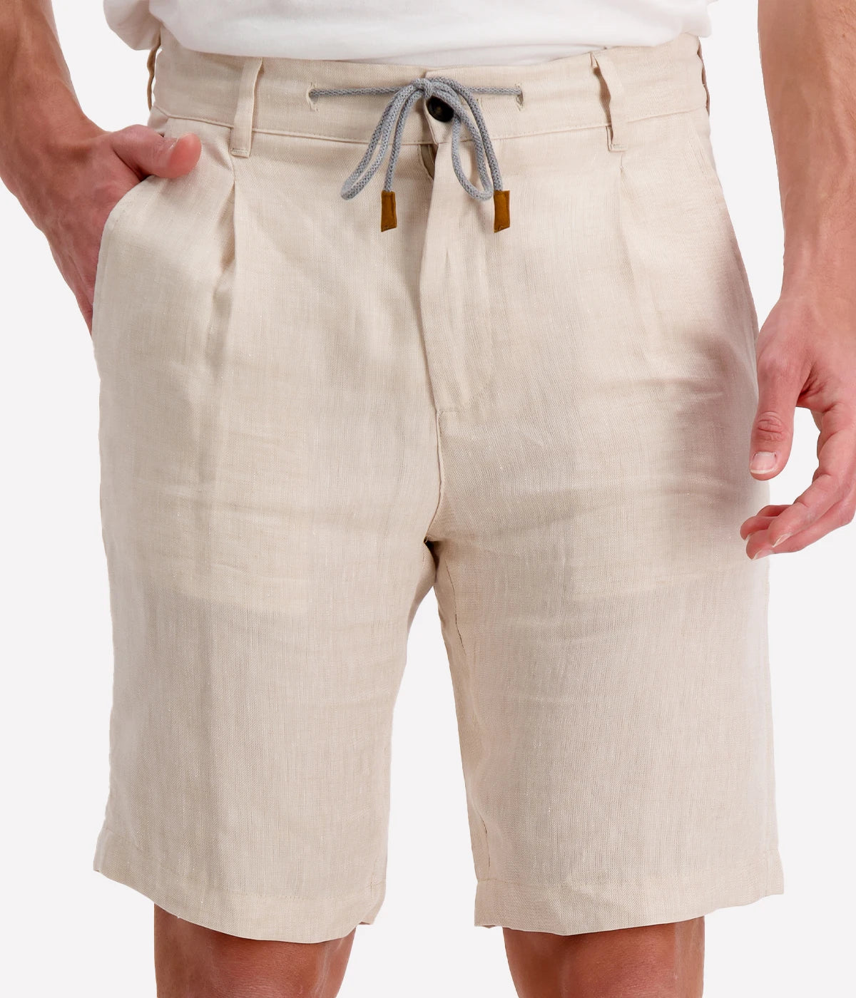 Bermuda Tie Shorts in Sand