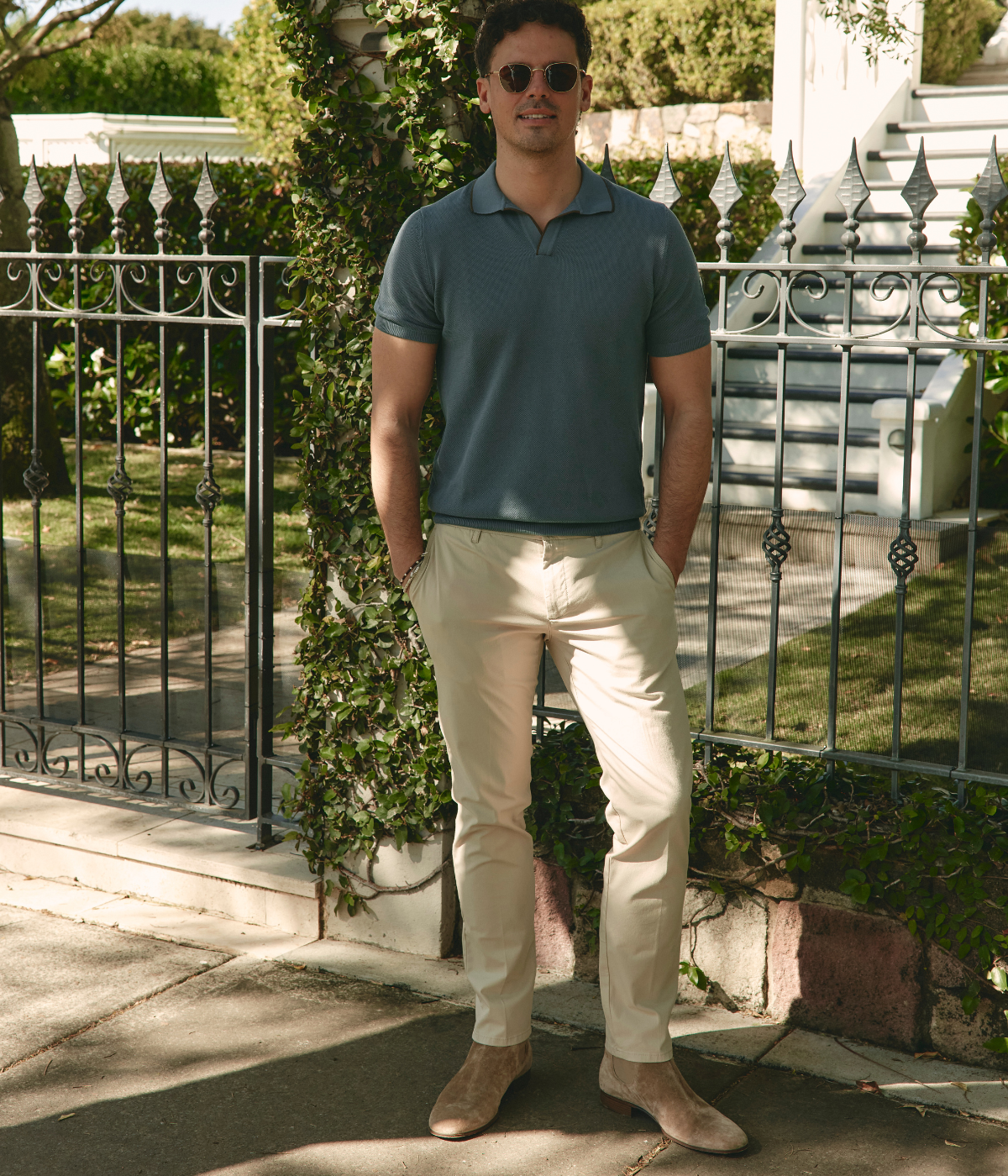 Beige slim-fit Alberto chinos in stretch twill fabric with button and zip closure, ideal for smart-casual outfits