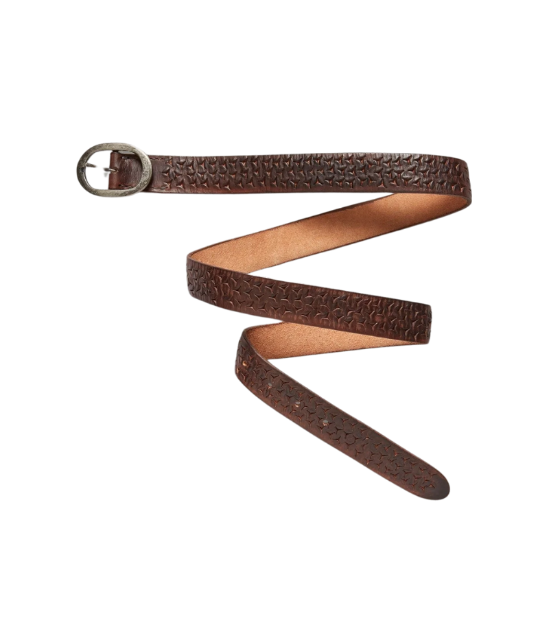 This leather belt is the perfect addition to elevate your look. With a classic 3cm width and an aged metal buckle, it combines timeless style with rugged charm. Made in Italy from high-quality leather, this belt is versatile enough for everyday wear.