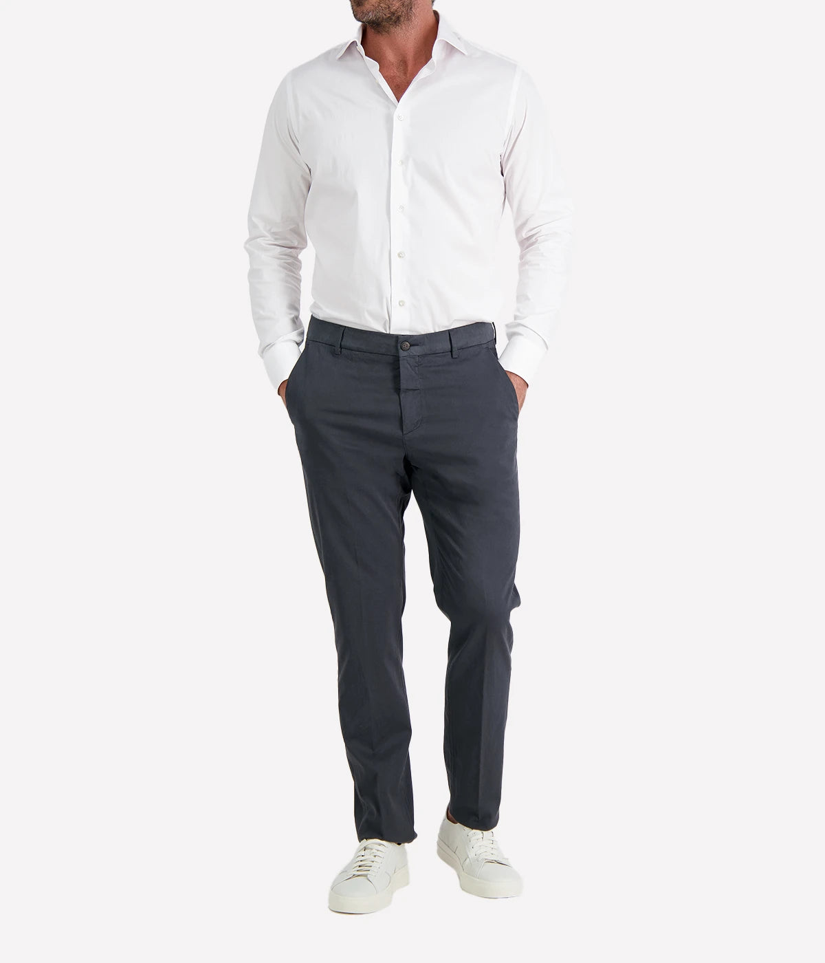 Chino Pants In Nero