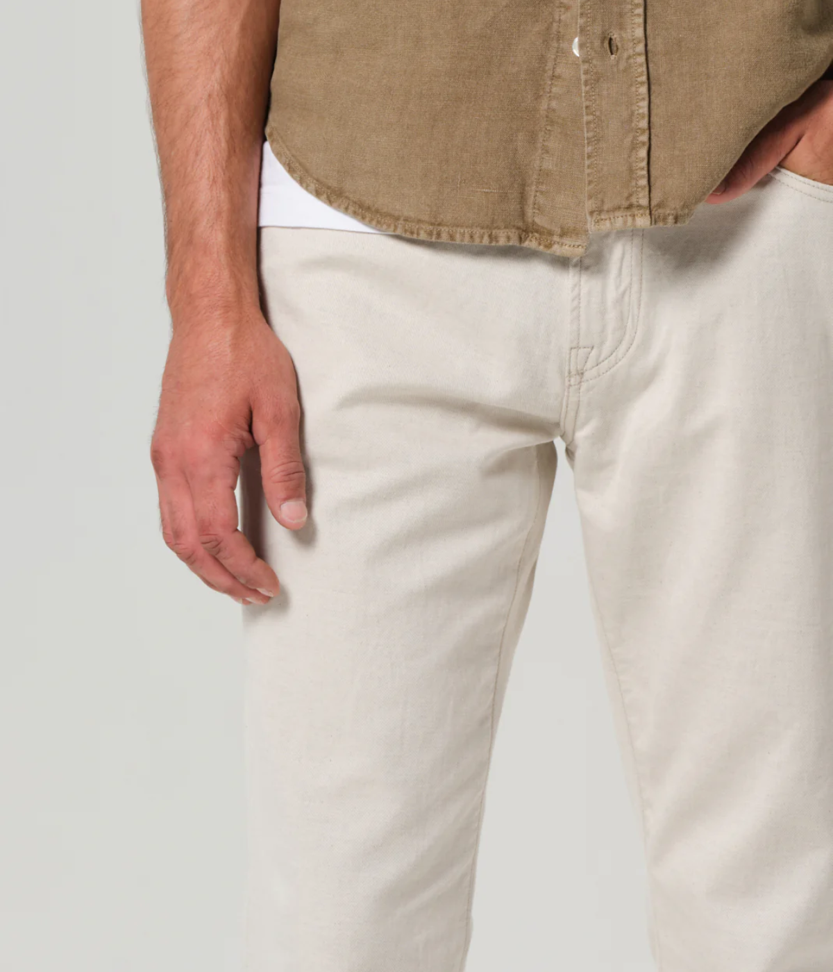 Elijah Stretch Linen in Natural