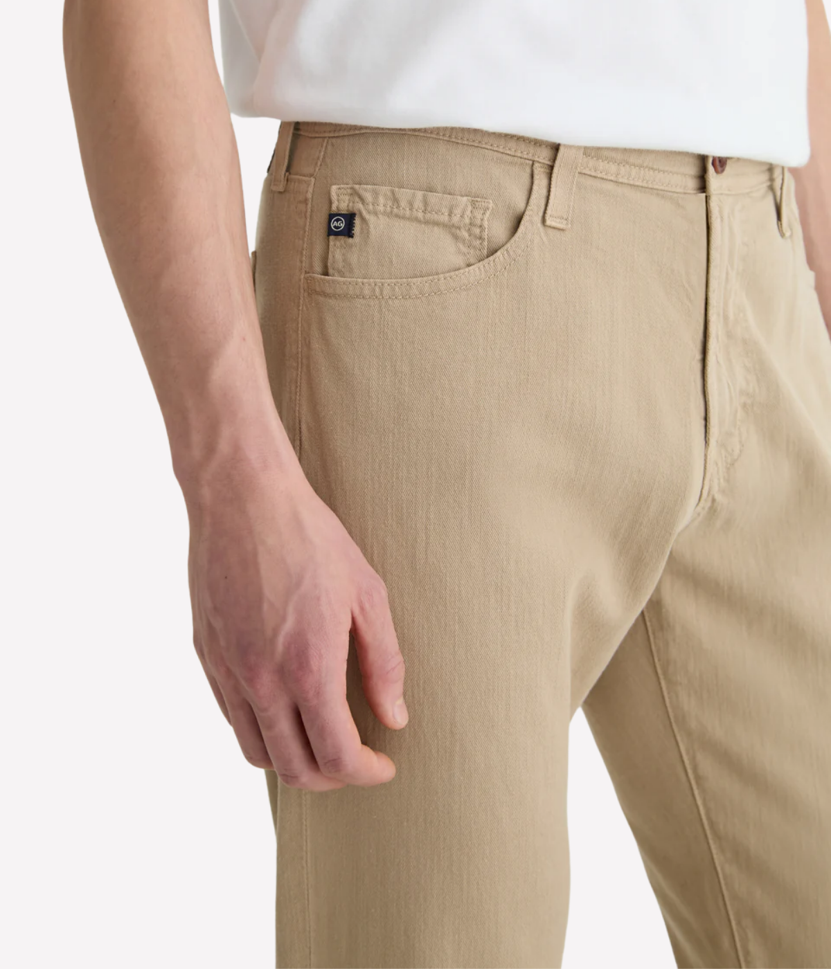 AG Everett slim straight jeans in Café Con Leche, crafted from breathable twill linen blend with a tapered leg and mid-rise fit.
