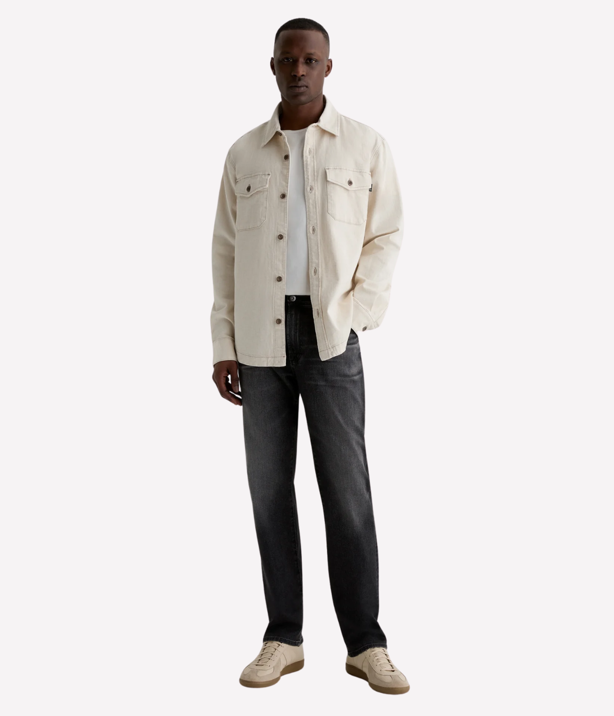 AG Everett jeans in black Cloud Soft Denim™ with a slim straight fit and tapered leg, offering a soft, structured look and everyday comfort.