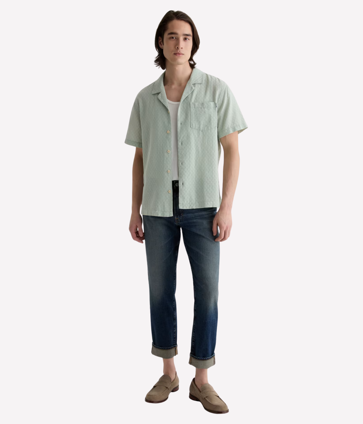 Light green short sleeve camp collar shirt made from lightweight cotton-linen blend with subtle dobby texture and chest pocket – the perfect refined summer shirt.