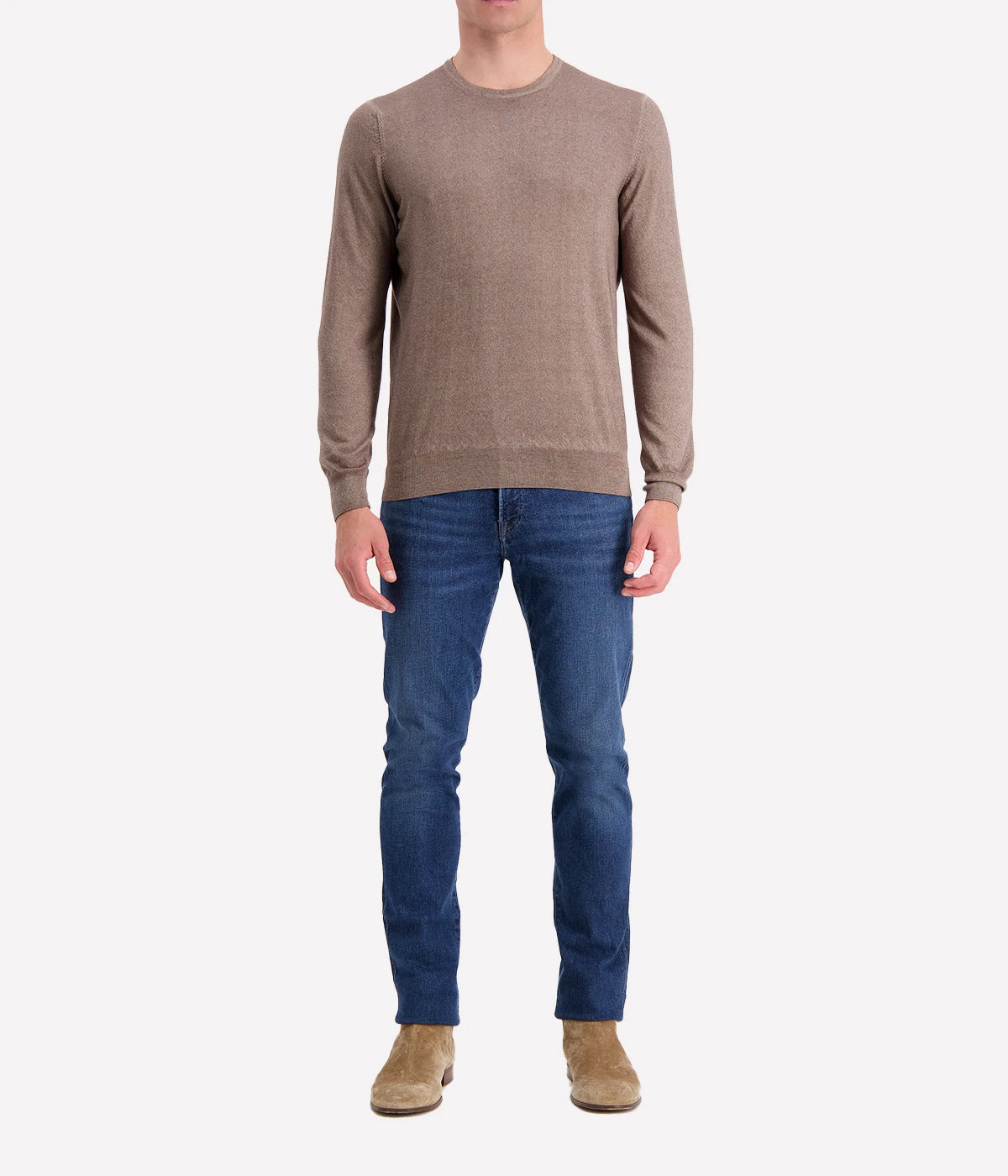 Gran Sasso crew long sleeve in 100% cashmere, offering a sleek and professional look, made in Italy.