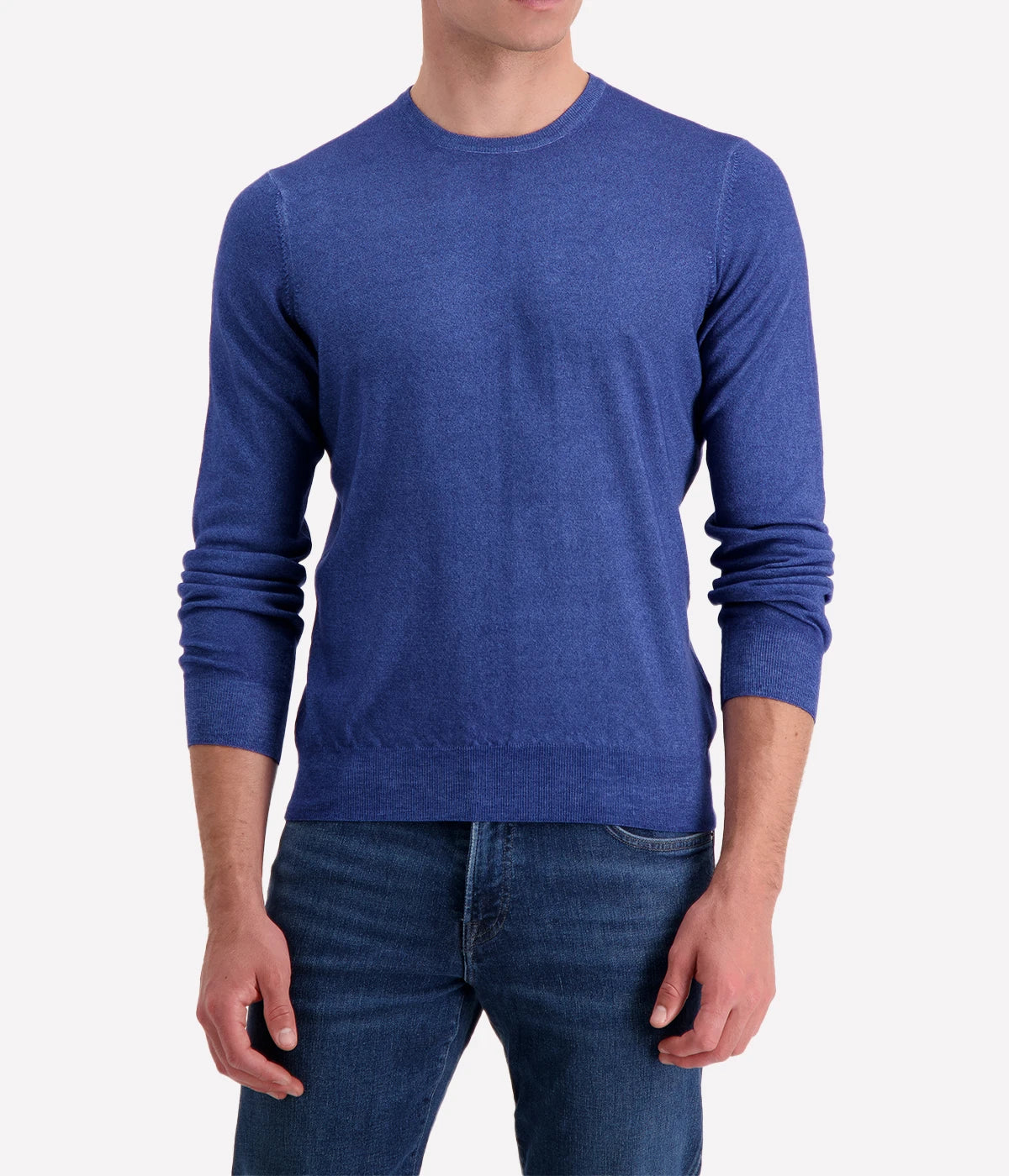Gran Sasso crew long sleeve in 100% cashmere, offering a sleek, professional look, made in Italy