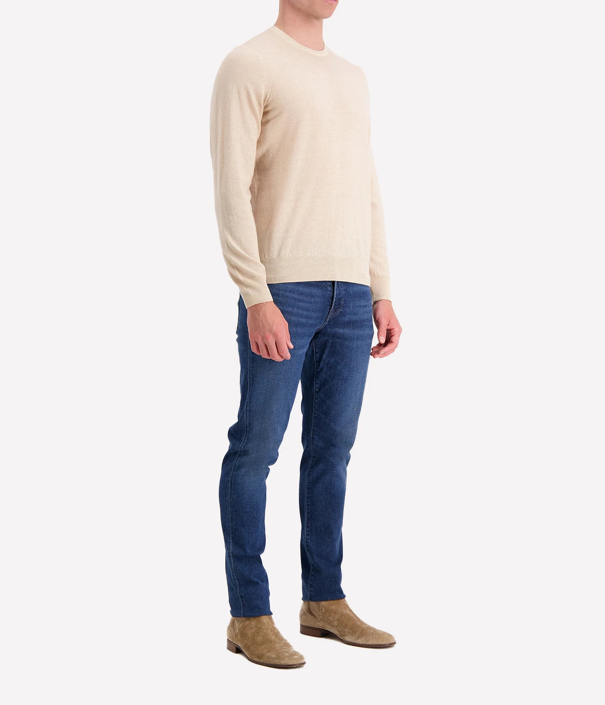 Gran Sasso 100% cashmere crew long sleeve, offering a sleek, professional look, made in Italy.
