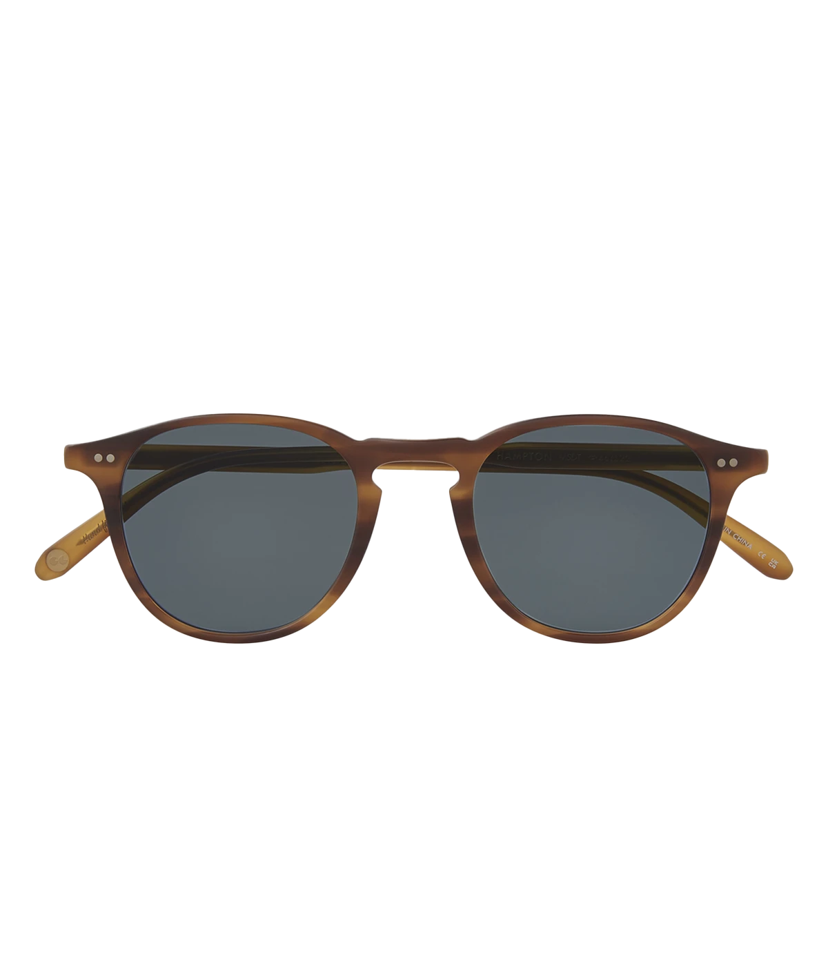 Retro-inspired P3 sunglasses with modern colour combinations, Premium Glass Polar lenses, and hand-finished details. Features classic GLCO core wire, 5-barrel hinges with rivets, and external pins at the temples. 100% UV protection.