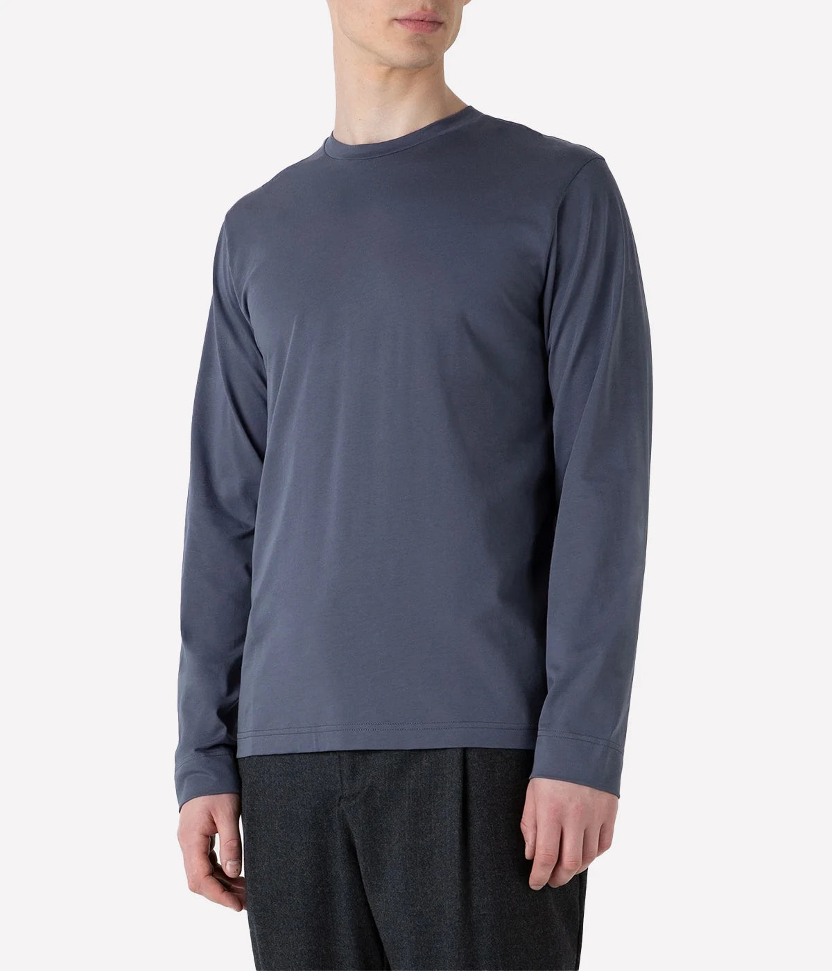 Men’s Slate Blue Long Sleeve Riviera T-Shirt – Luxurious midweight cotton T-shirt in slate blue, inspired by the iconic style worn by James Bond in Casino Royale, perfect for layering or wearing solo in winter.