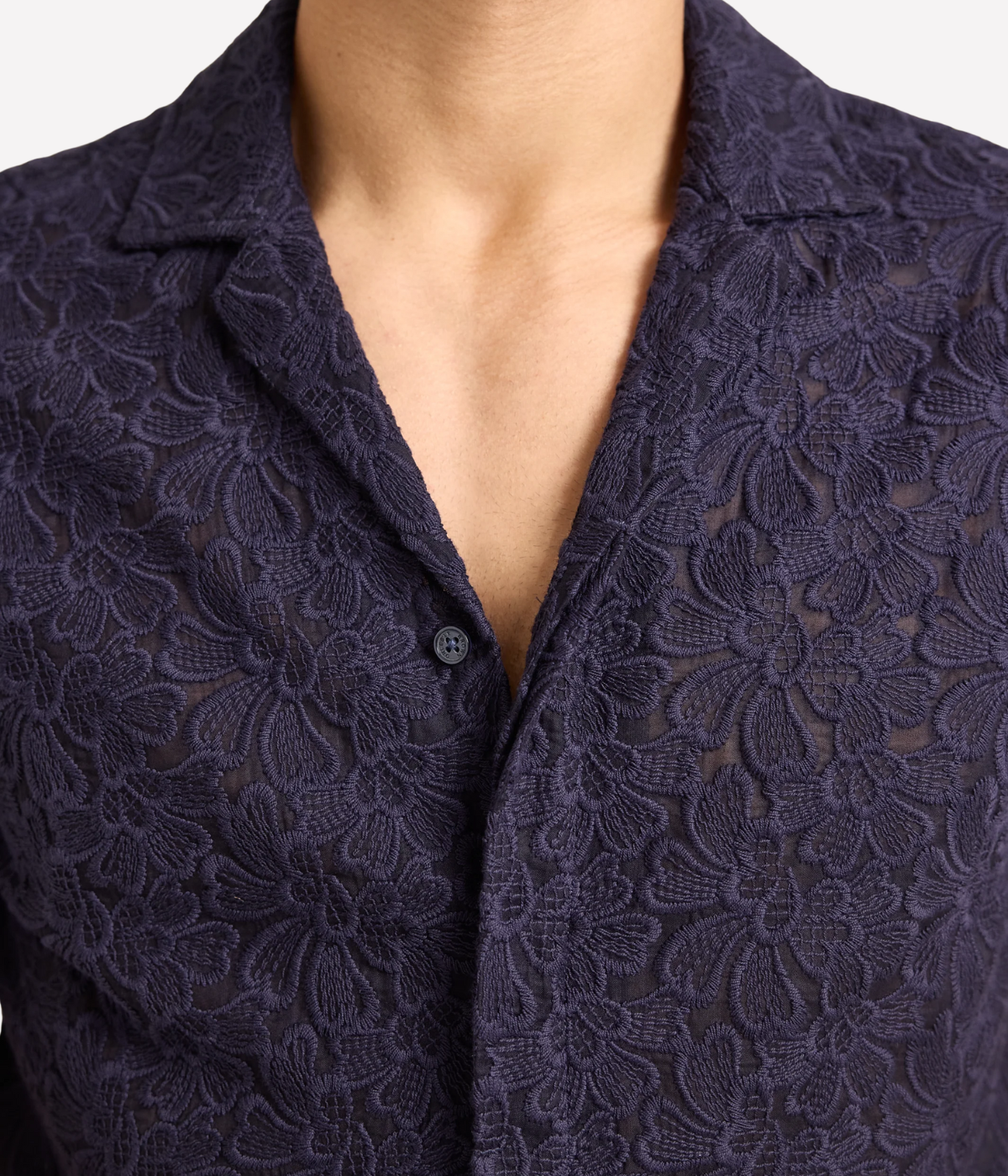 Maitan Broderie Anglaise Plant in Night Iris