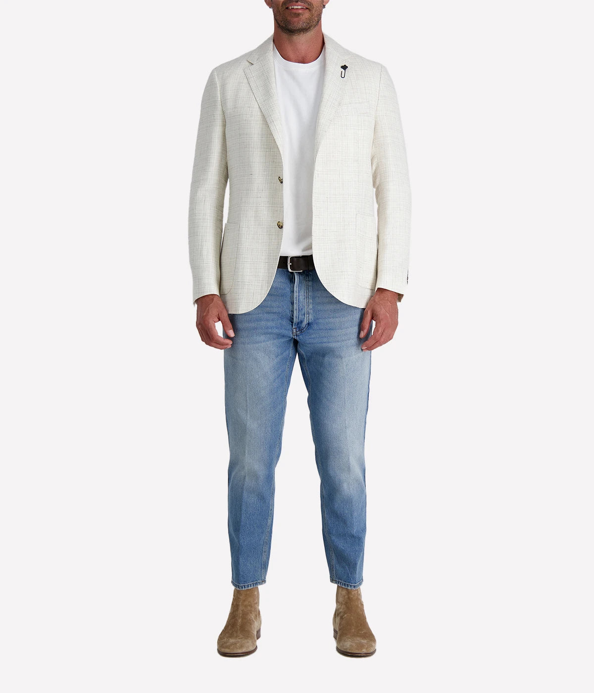 A white/cream Lardini jacket crafted from a blend of 60% linen and 40% virgin wool. The single-breasted design features a classic lapel and is finished with the signature Lardini boutonnière. Tailored fit for a sharp, refined silhouette.