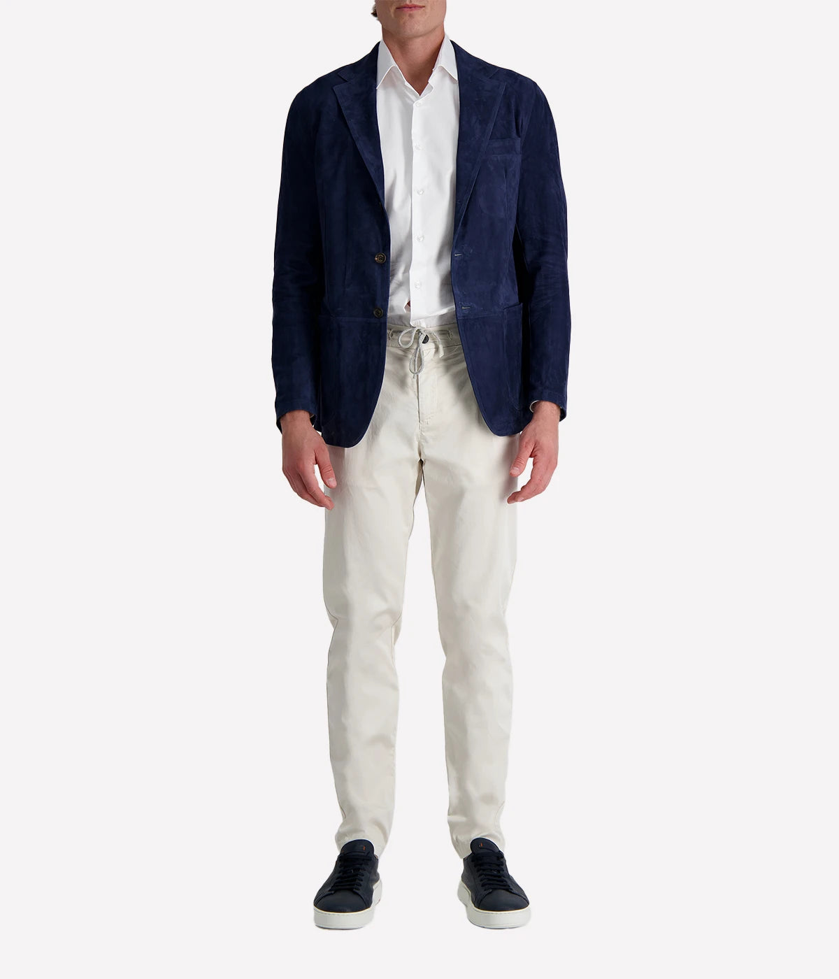 Eleventy navy blue leather blazer featuring a slim, tailored fit and notch lapels. Crafted from soft leather for a refined look.