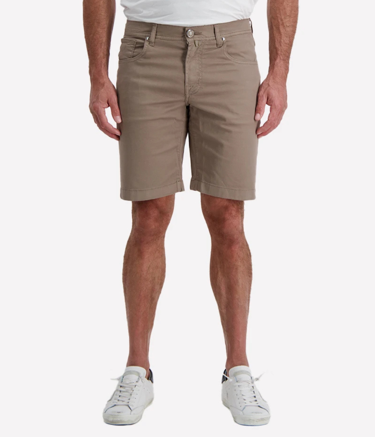 Jacob Cohën Nicolas Bermuda 5 PKT Slim Fit in Elephant Gray Suede Patch – Front View Tailored Bermuda Shorts