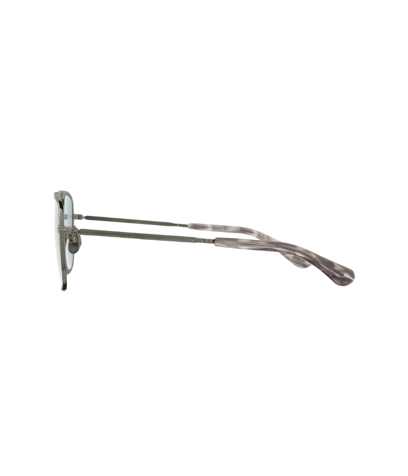 Side profile of Navigator Sun 51, focusing on the flexible titanium coil temples and titanium nose pads for a comfortable fit.