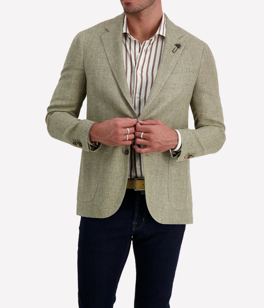 Single breasted sports jacket by Lardini. Crafted from a linen and wool blend, this lighweight blazer is sophisticated, yet understated, perfect to elevate any semi-formal look.