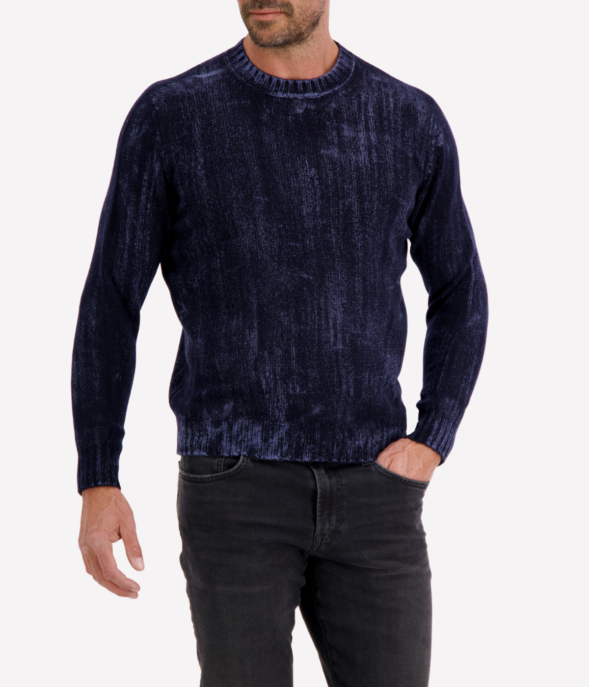 Tonal Effect Cashmere Off Gauge Round Neck Pullover in Blue Navy