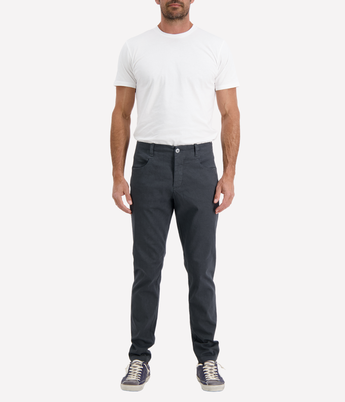 Trousers in Charcoal