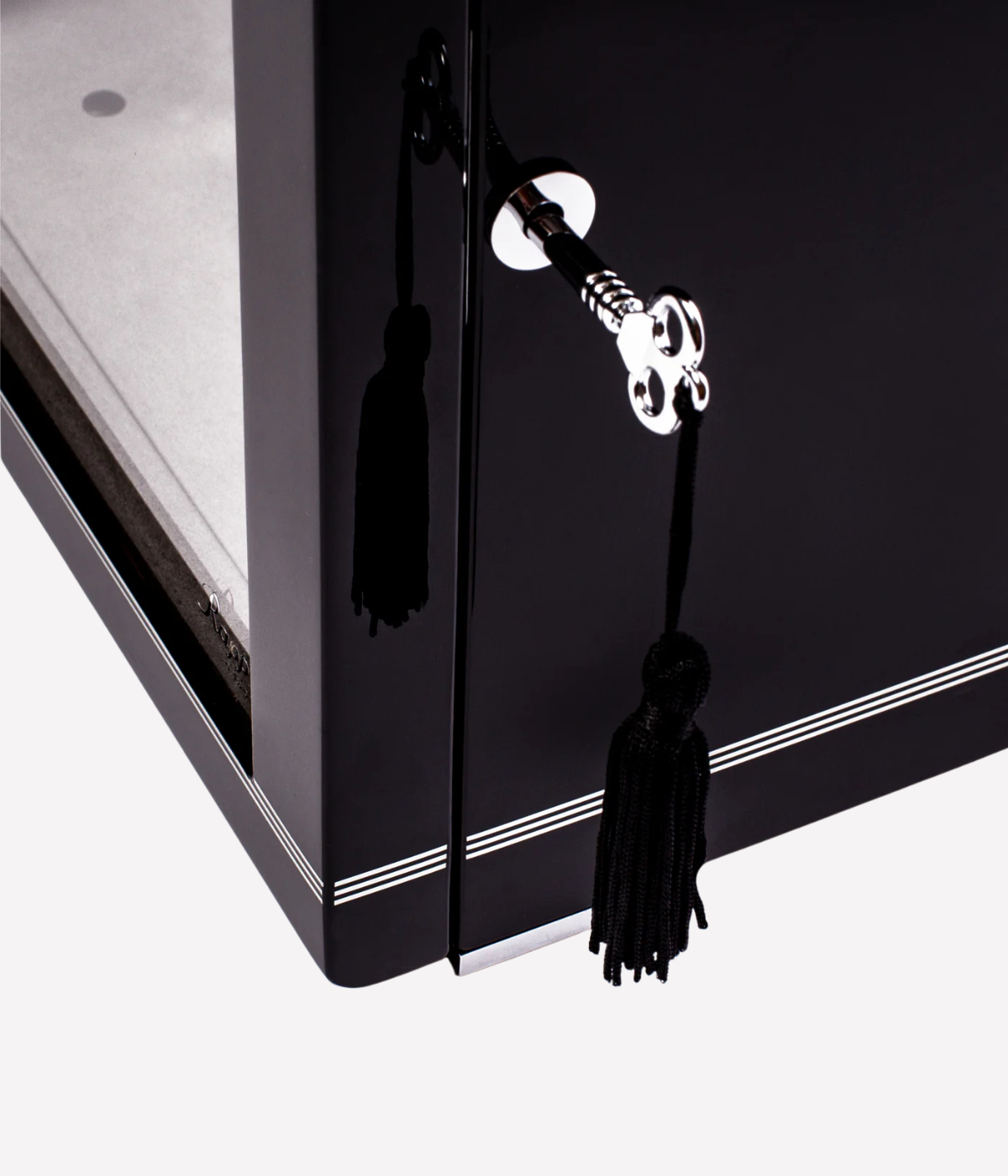 Formula Quad Watch Winder in Black