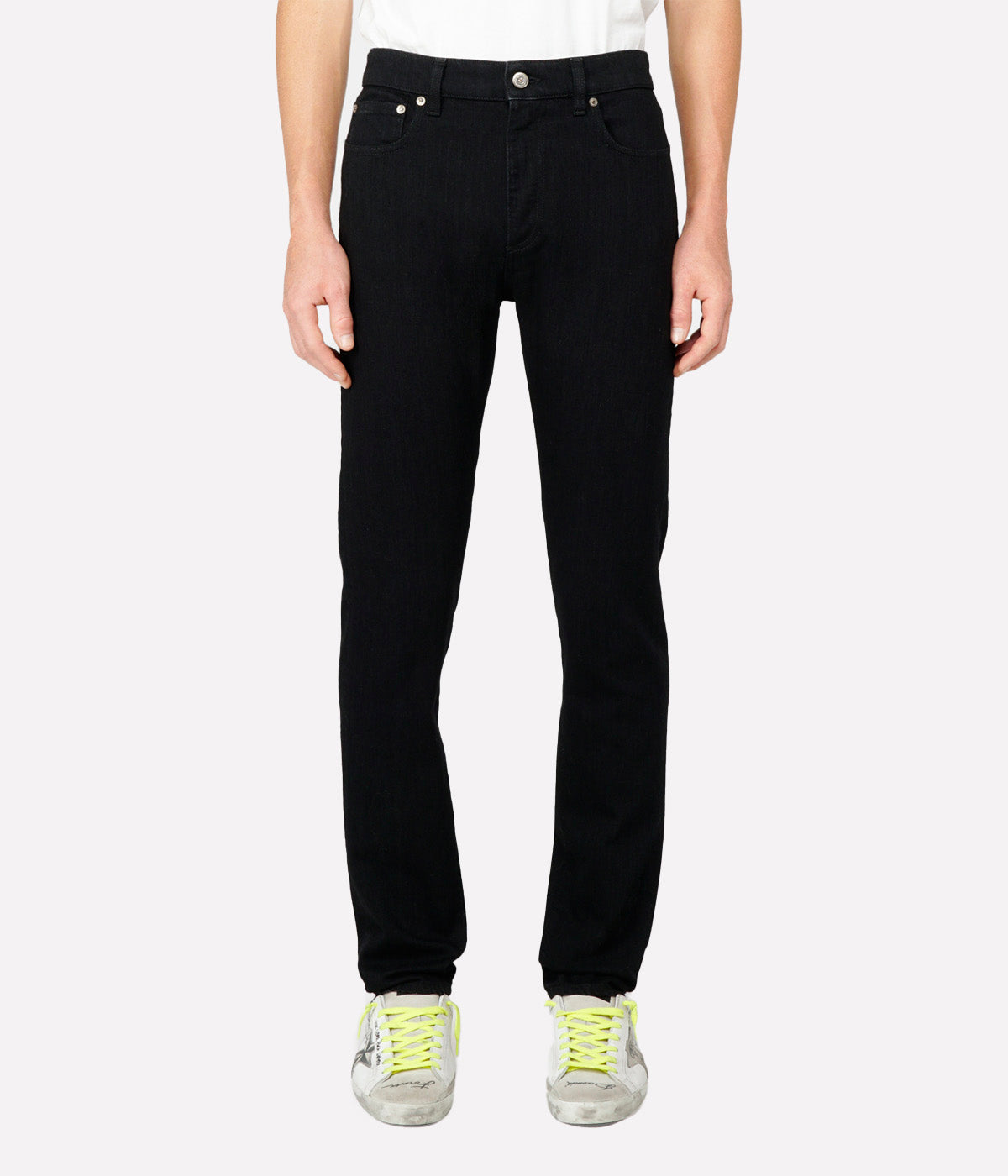 Alvaro Slim One Wash in Black