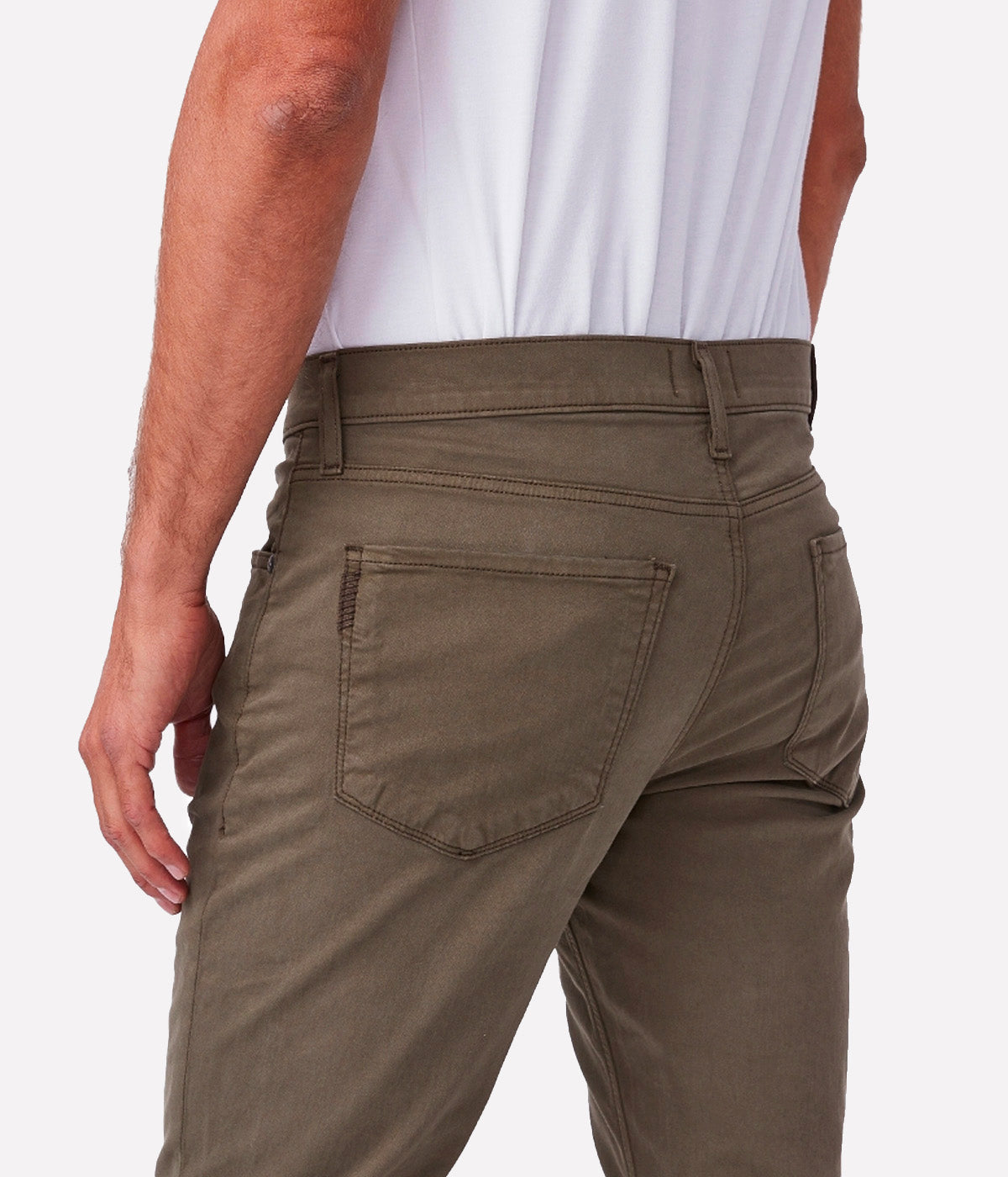 Lennox in Laurel Tan