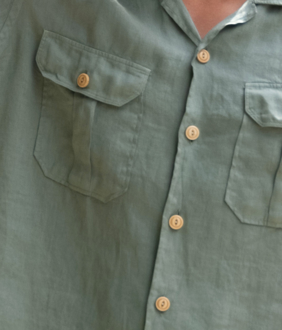 Pocket Shirt in Military Green