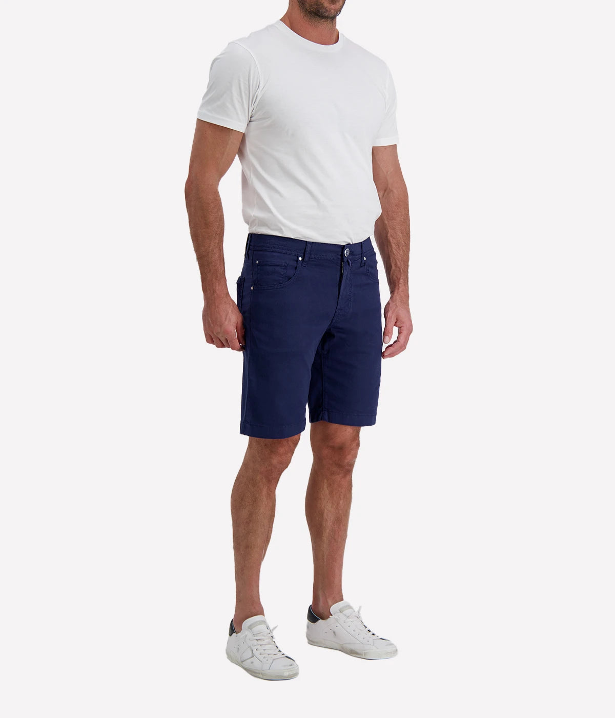 Jacob Cohën Nicolas Bermuda 5 PKT Slim Fit in Y73 Dark Blue Suede Patch – Angled View Tailored Bermuda Shorts