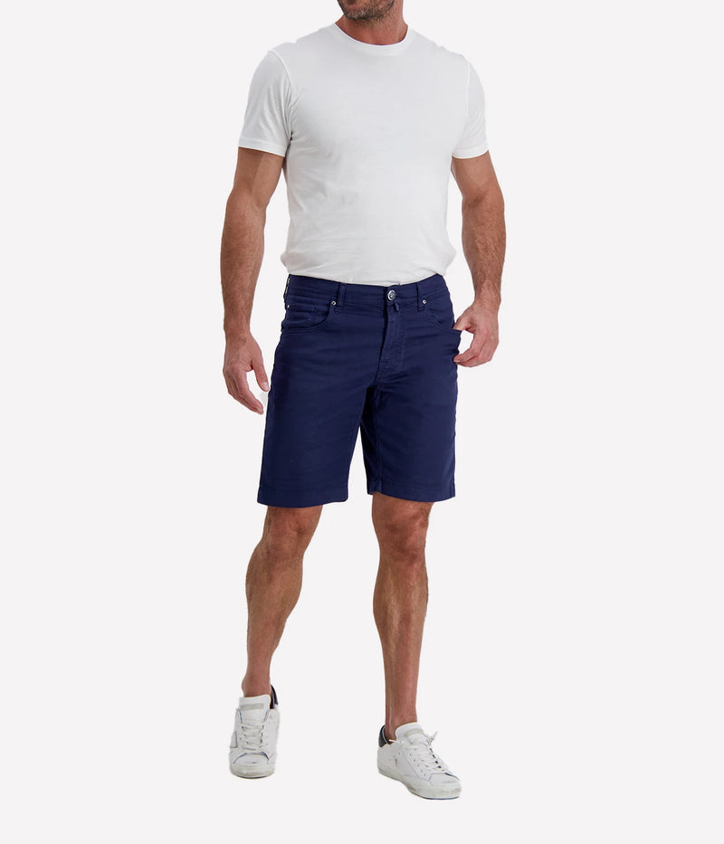 Jacob Cohën Nicolas Bermuda 5 PKT Slim Fit in Y73 Dark Blue Suede Patch – Front View Tailored Bermuda Shorts
