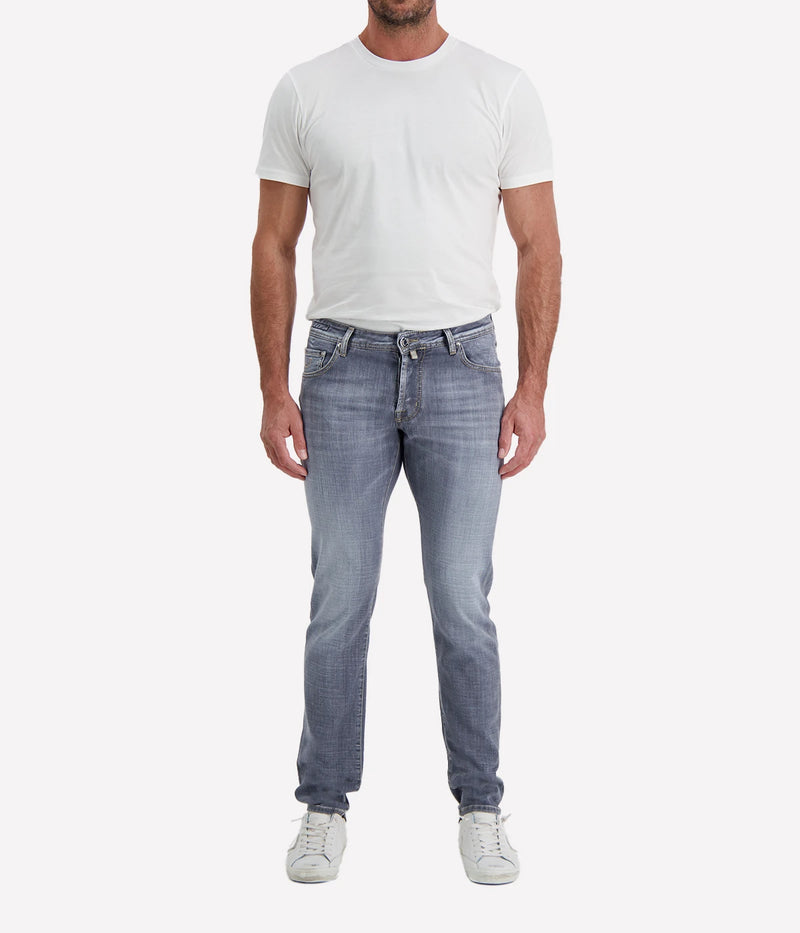 Jacob Cohën Super Slim Fit Nick Pant 5 PKT in Light Black – Front View Super Stretch Denim Jeans