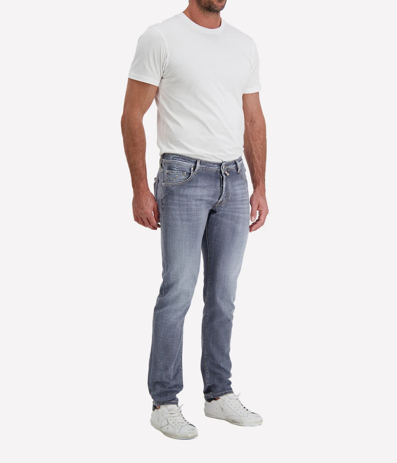 Jacob Cohën Super Slim Fit Nick Pant 5 PKT in Light Black – Angled View Super Stretch Denim Jeans