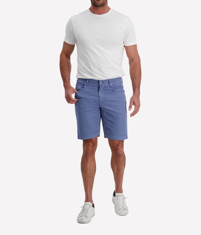 Jacob Cohën Nicolas Bermuda 5 PKT Slim Fit in W62 Aviation Suede Patch – Front View Tailored Bermuda Shorts