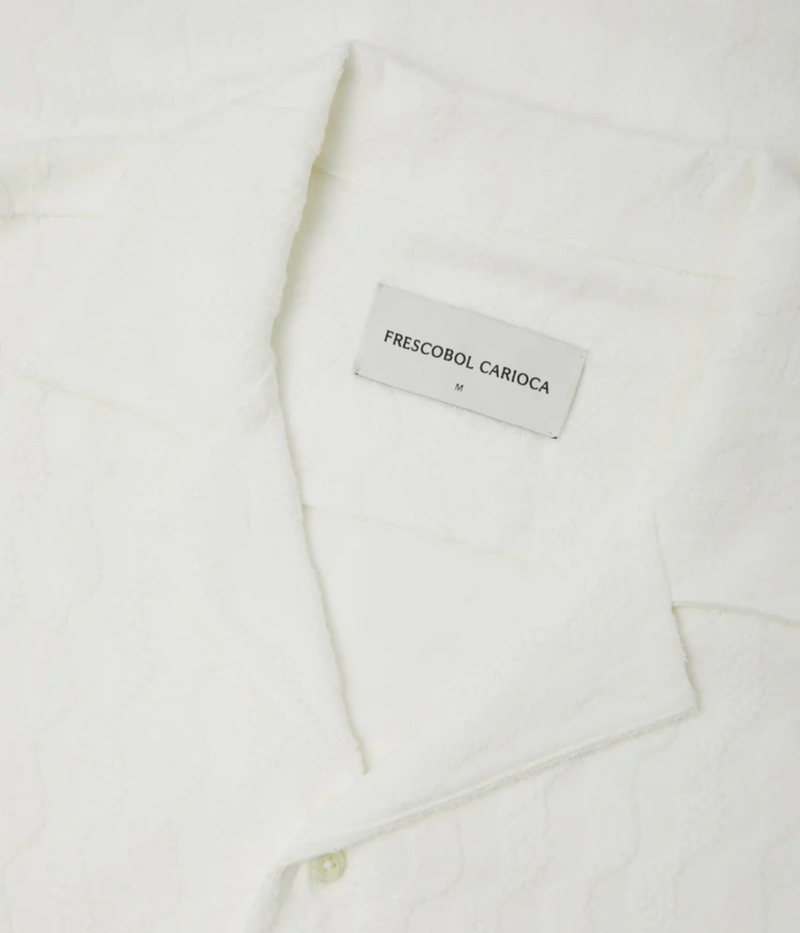 Frescobol Carioca Roberto Terry Shirt in Cream – Close Up View on Collar Jacquard Terry Camp Collar Shirt
