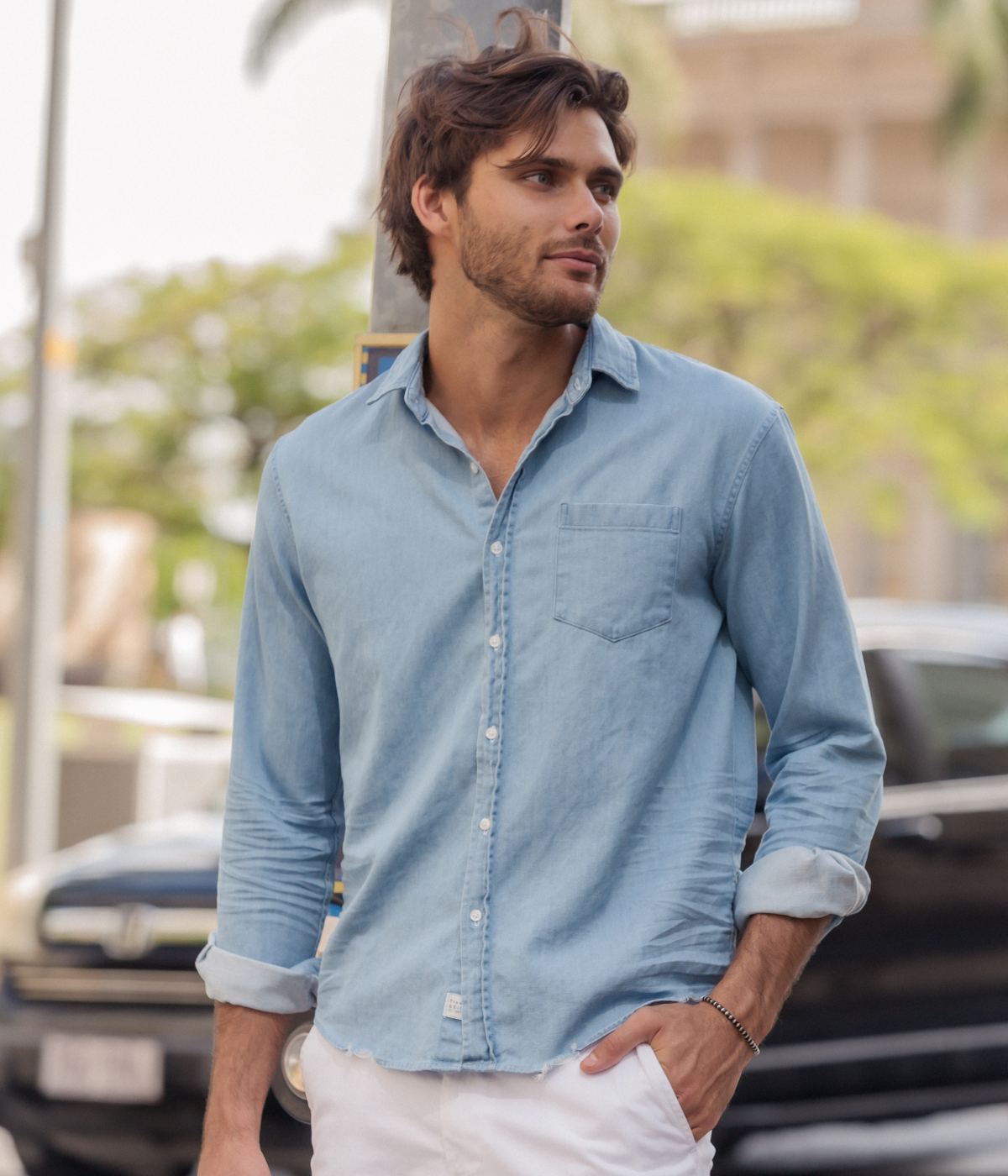 Luke Woven Shirt in Classic Wash Denim
