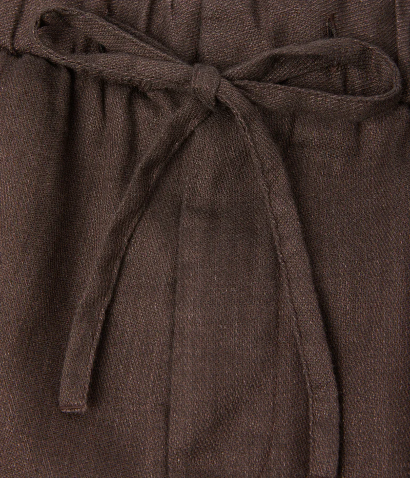 Felipe Linen Shorts In Brown