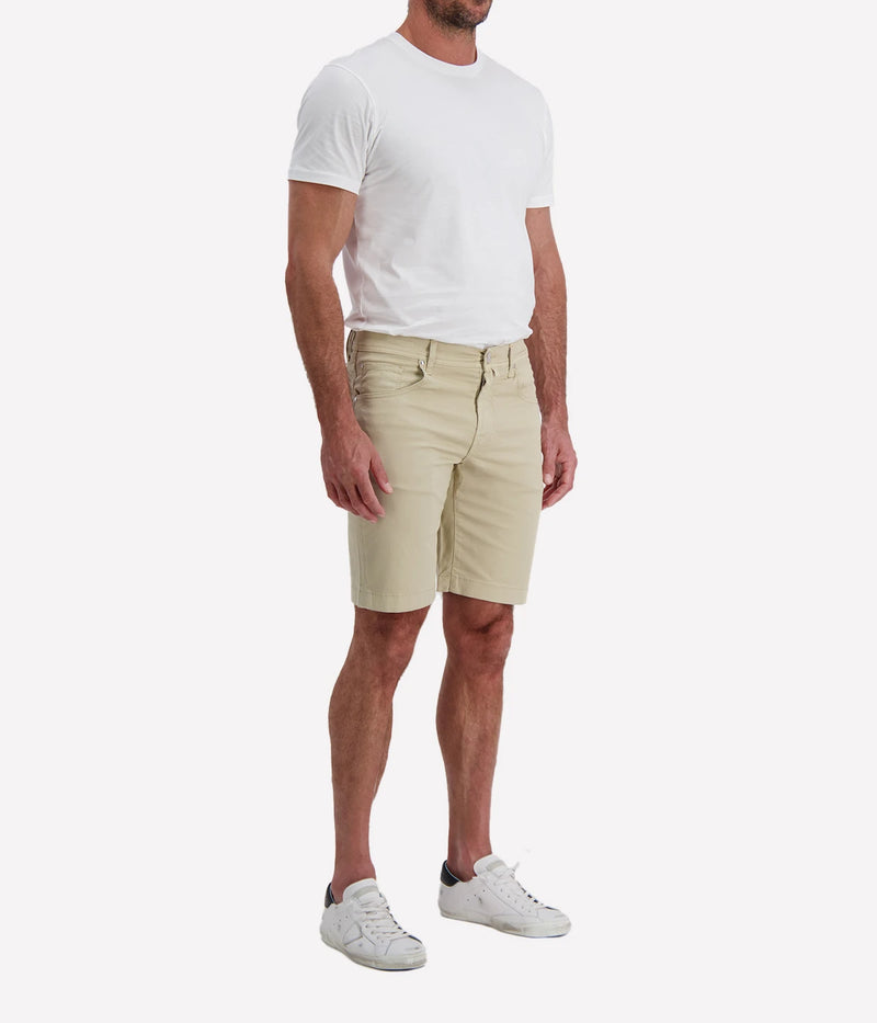 Jacob Cohën Nicolas Bermuda 5 PKT Slim Fit in C99 Light Beige Suede Patch – Angled View Tailored Bermuda Shorts