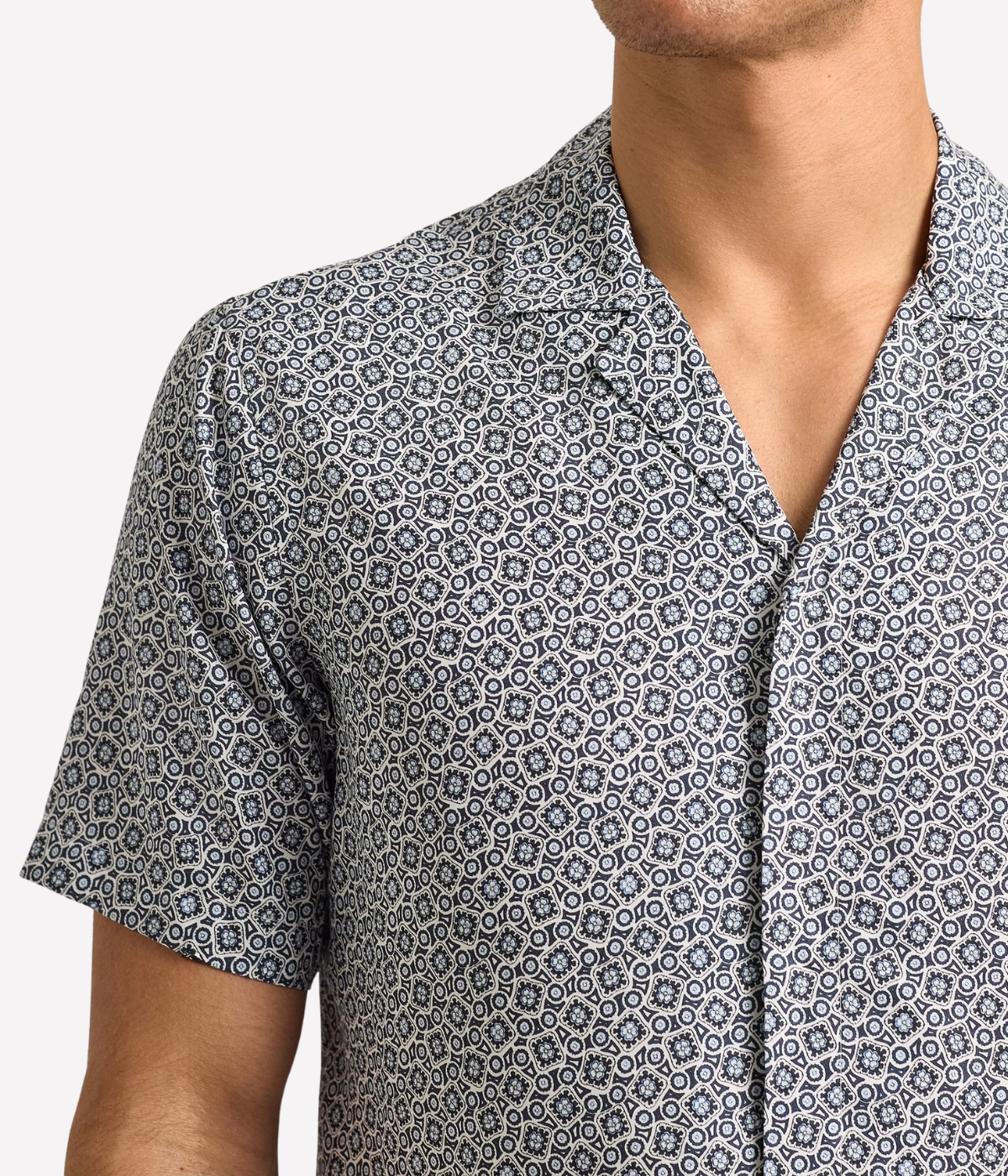 Maitan Pettola Shirt in Night Iris & White