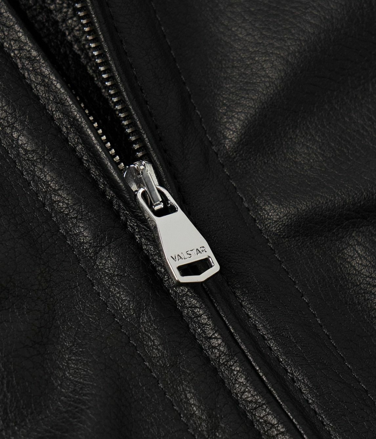 Duke Jacket In Black