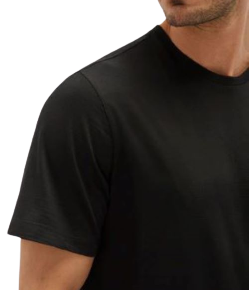 Maurizio Baldassari Linate Short Sleeve T-Shirt in Black close-up of the crew neck.