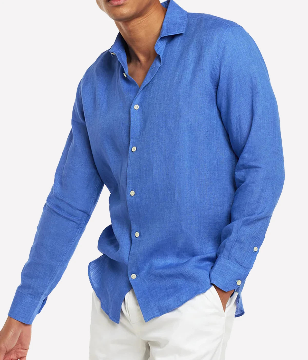 Front view of the Antonio Long Sleeve Linen Shirt by Frescobol Carioca, crafted from 100% fine Italian linen. This luxury men's dress shirt features a structured dress collar with stiffeners, imitation mother of pearl buttons, and a full placket. Designed in a regular fit, it blends relaxed tailoring with refined style for effortless occasion dressing.