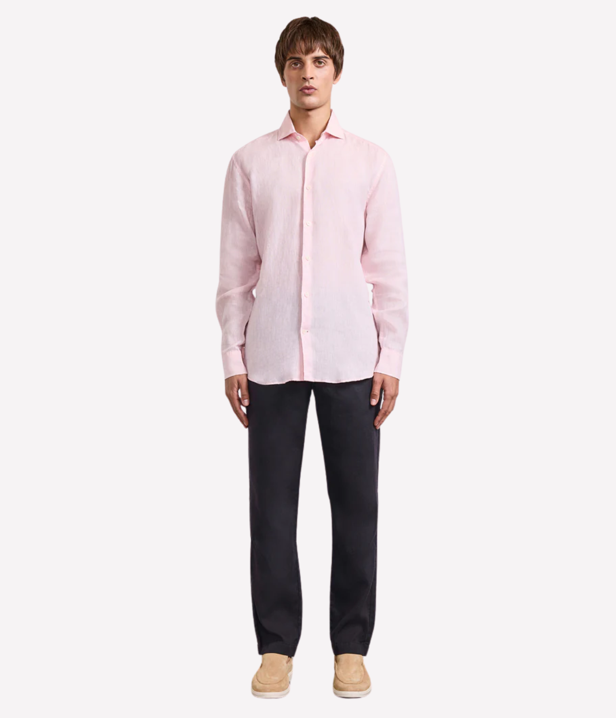 Front view of the Antonio Long Sleeve Linen Shirt by Frescobol Carioca, crafted from 100% fine Italian linen. This luxury men's dress shirt features a structured dress collar with stiffeners, imitation mother of pearl buttons, and a full placket. Designed in a regular fit, it blends relaxed tailoring with refined style for effortless occasion dressing.