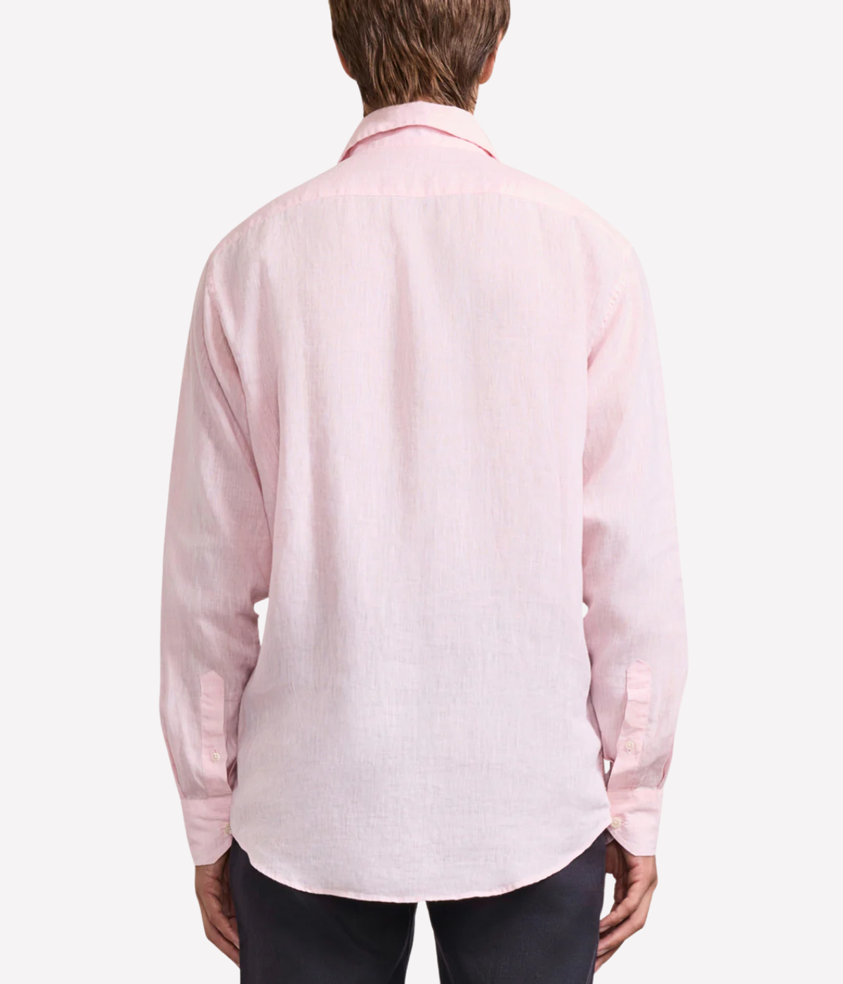 Front view of the Antonio Long Sleeve Linen Shirt by Frescobol Carioca, crafted from 100% fine Italian linen. This luxury men's dress shirt features a structured dress collar with stiffeners, imitation mother of pearl buttons, and a full placket. Designed in a regular fit, it blends relaxed tailoring with refined style for effortless occasion dressing.