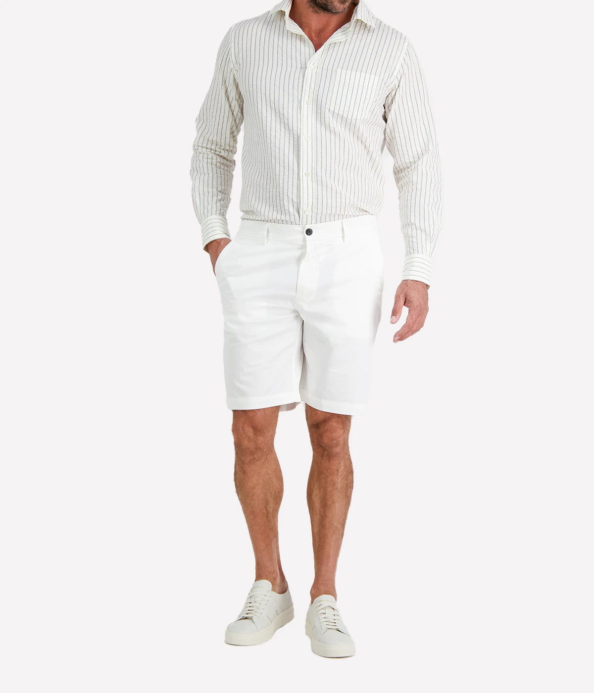 Bermuda Chino In White