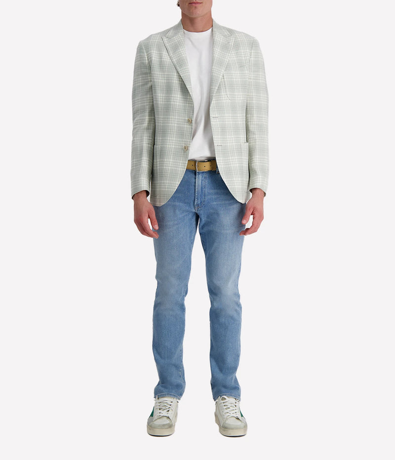 Eleventy slim fit chequered blazer crafted from Ermenegildo Zegna linen-wool-silk blend with three-roll-two design and ticket pocket.